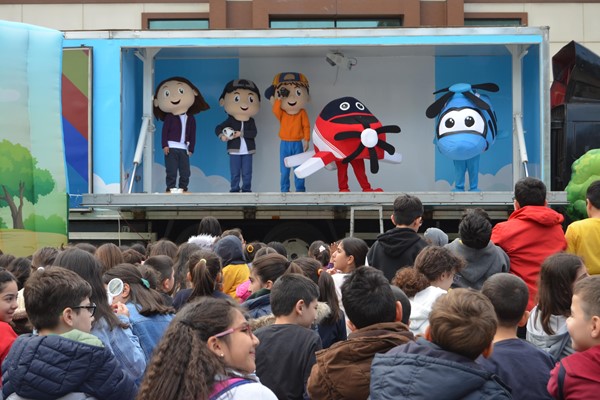 Hürkuş ve Gökbey Müzikali