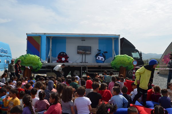 Hürkuş ve Gökbey Müzikali