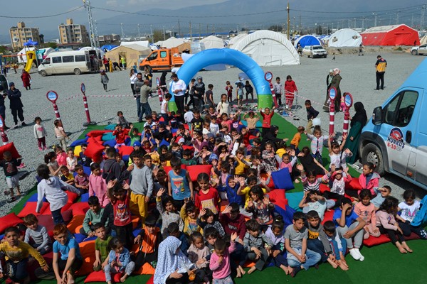 Hürkuş ve Gökbey Müzikali
