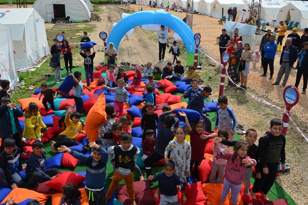 Hürkuş ve Gökbey Müzikali