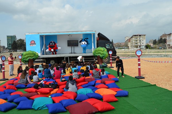 Hürkuş ve Gökbey Müzikali