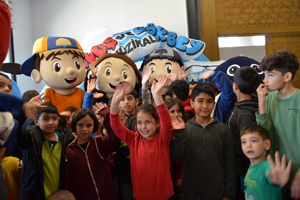 Hürkuş ve Gökbey Müzikali