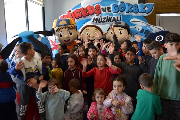 Hürkuş ve Gökbey Müzikali