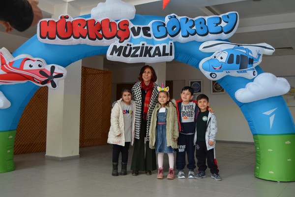 Hürkuş ve Gökbey Müzikali