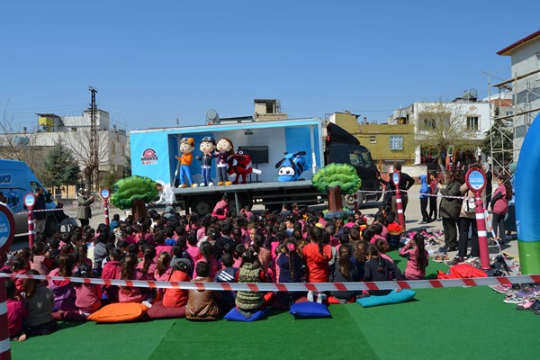 Hürkuş ve Gökbey Müzikali