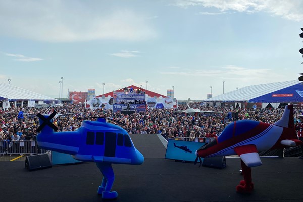 Hürkuş ve Gökbey Müzikali